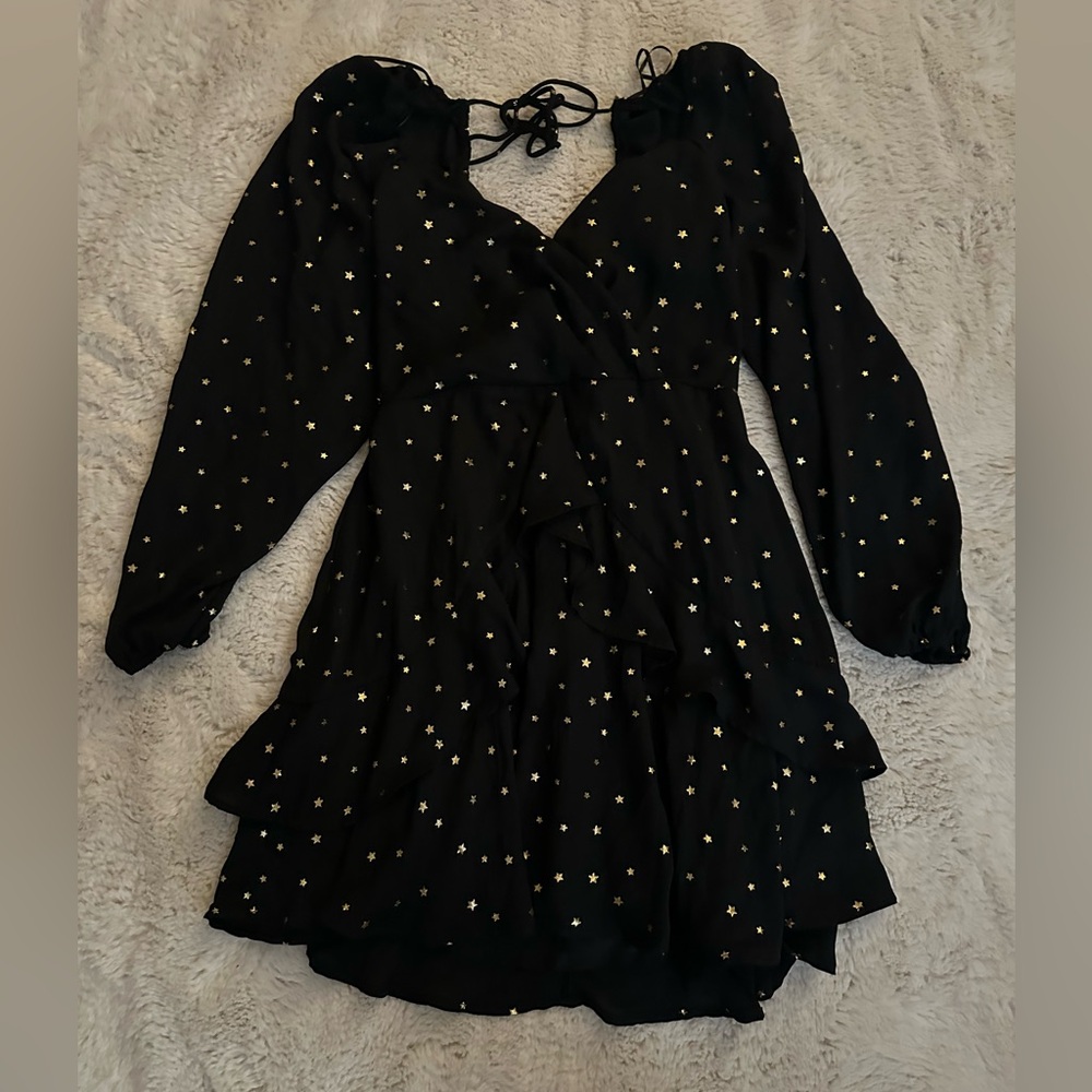 Francesca’s black dress